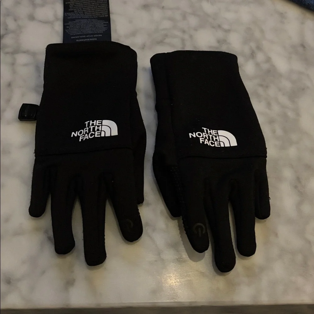 The North Face Kids’ Recycled Etip™ Gloves